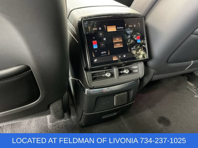 Used 2026 Cadillac Vistiq Sport w/ LPO, Floor Liner Package AWD/4WD image 21