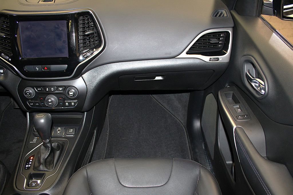 Certified 2020 Jeep Cherokee High Altitude AWD/4WD image 34