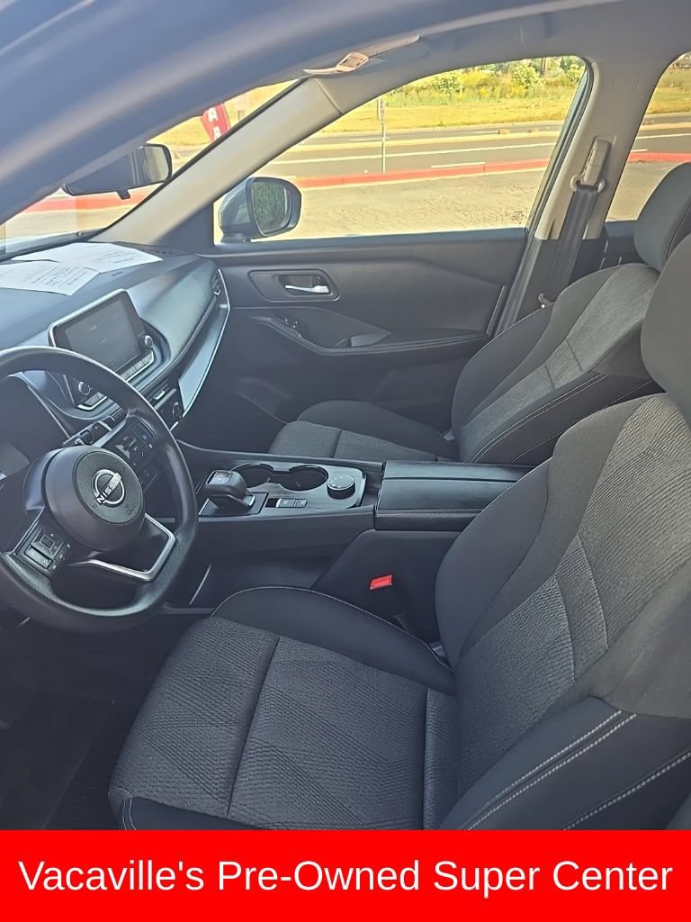 Used 2024 Nissan Rogue SV AWD/4WD image 9