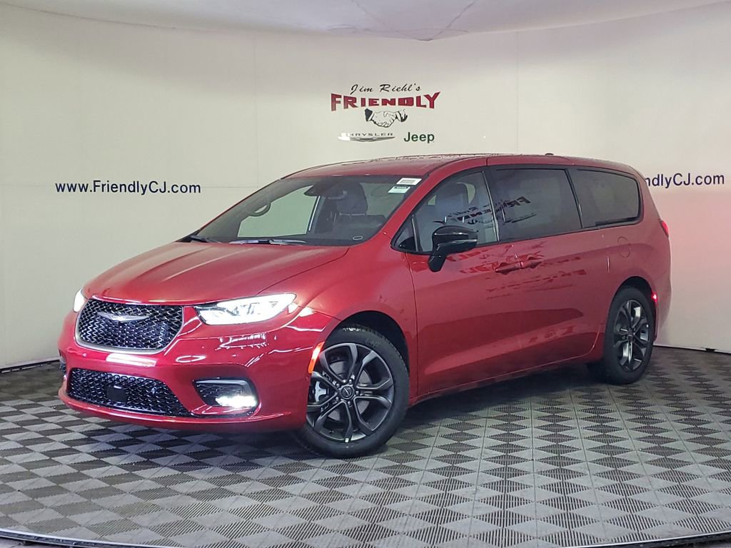 New 2026 Chrysler Pacifica Select image 1