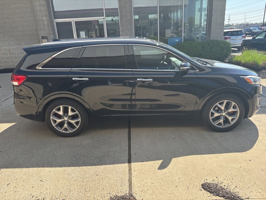 Used 2017 Kia Sorento SX FWD image 4