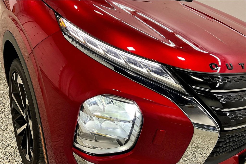 Used 2022 Mitsubishi Outlander SEL image 31