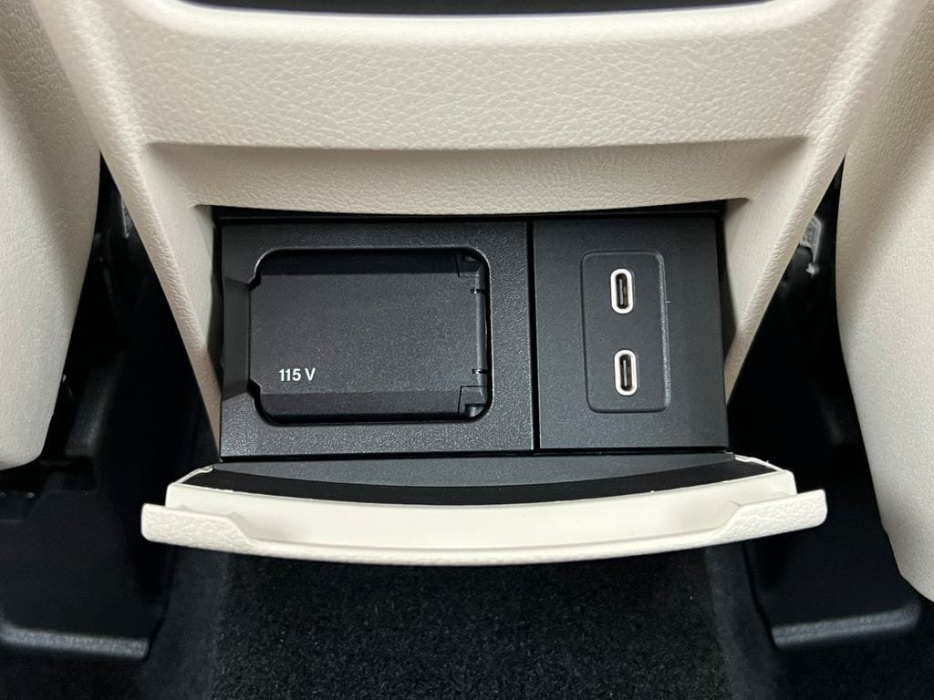 New 2026 Mercedes-Benz GLB 250 4MATIC image 33