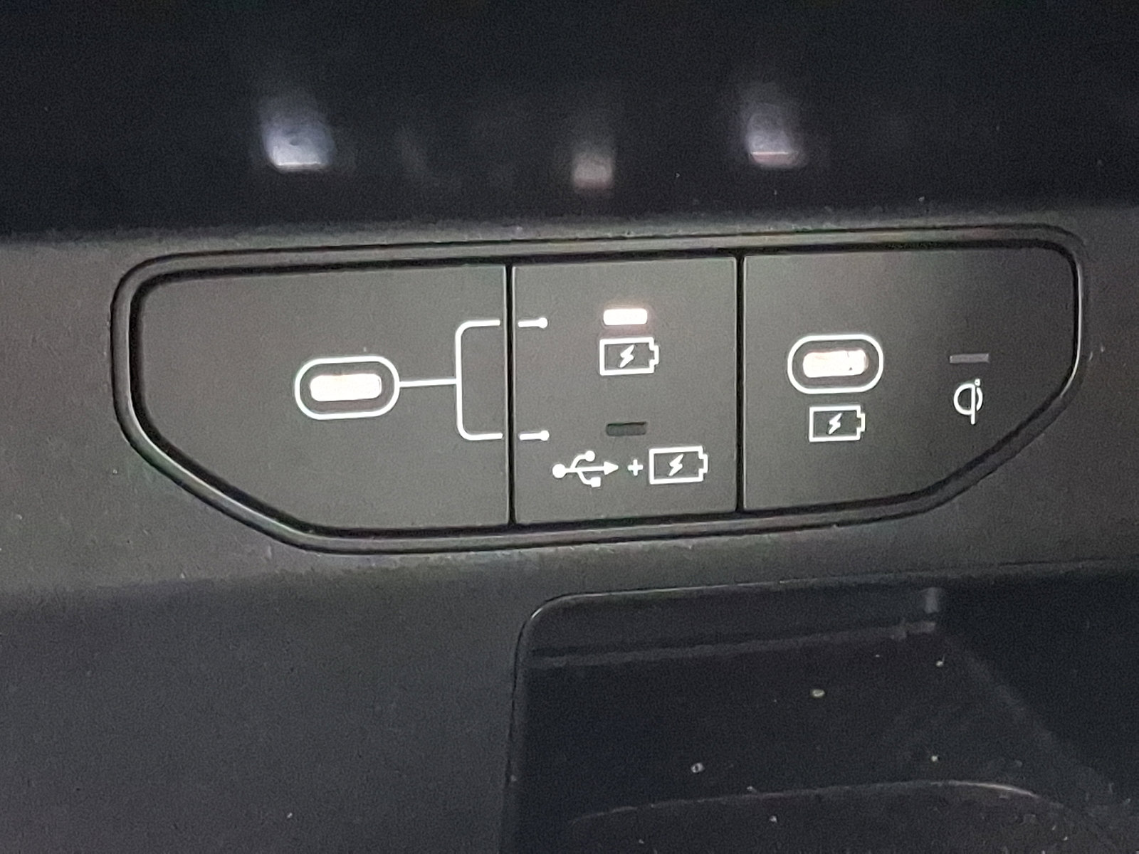 Used 2025 Kia Sorento EX AWD/4WD image 25