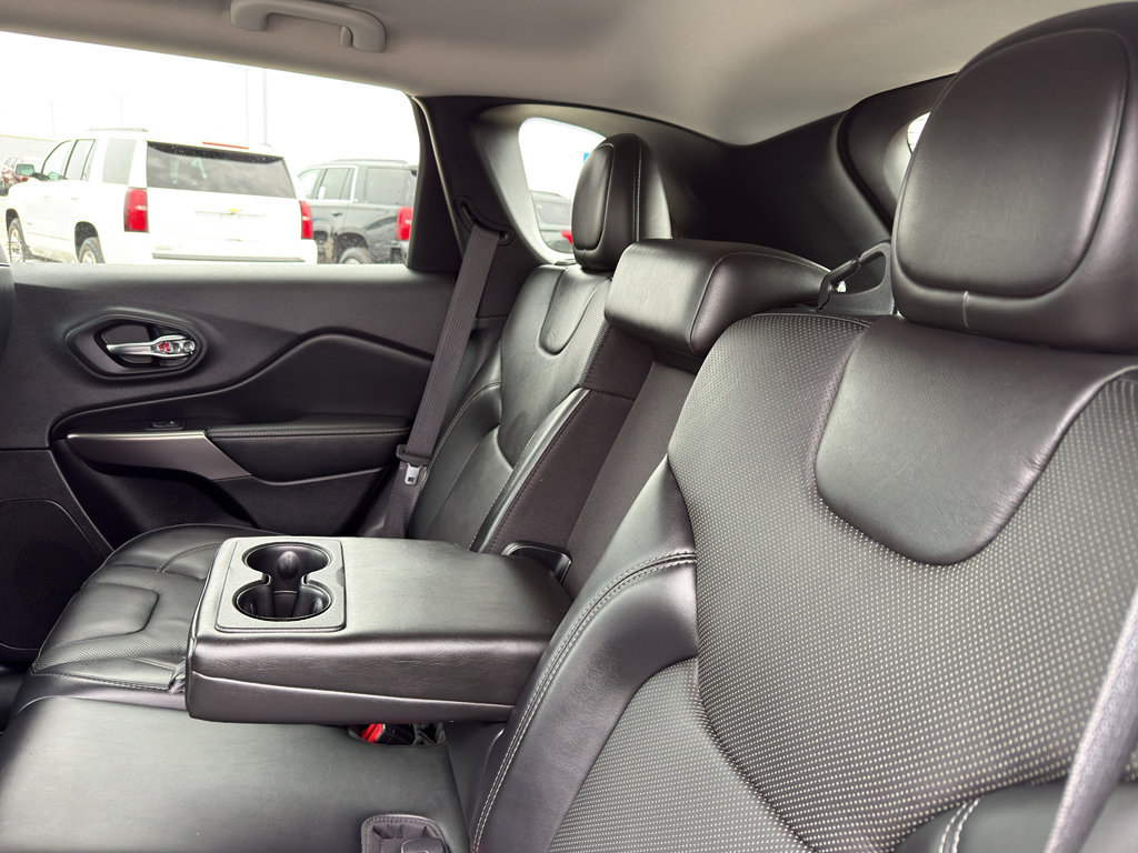 Used 2021 Jeep Cherokee Latitude Lux w/ Comfort/Convenience Group image 34