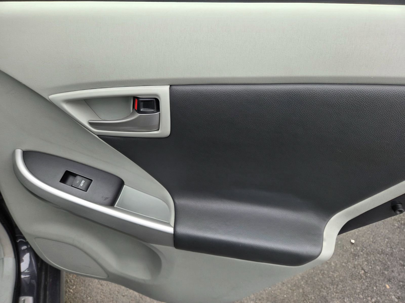 Used 2012 Toyota Prius Prius II image 13