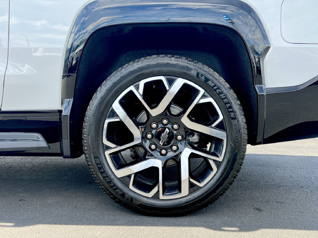 New 2024 Chevrolet Silverado EV RST AWD/4WD image 25