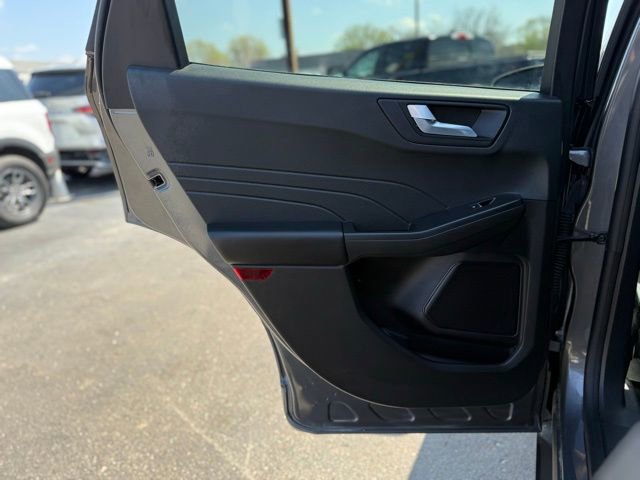 Certified 2023 Ford Escape ST-Line w/ Tech Pack #1 AWD/4WD image 13