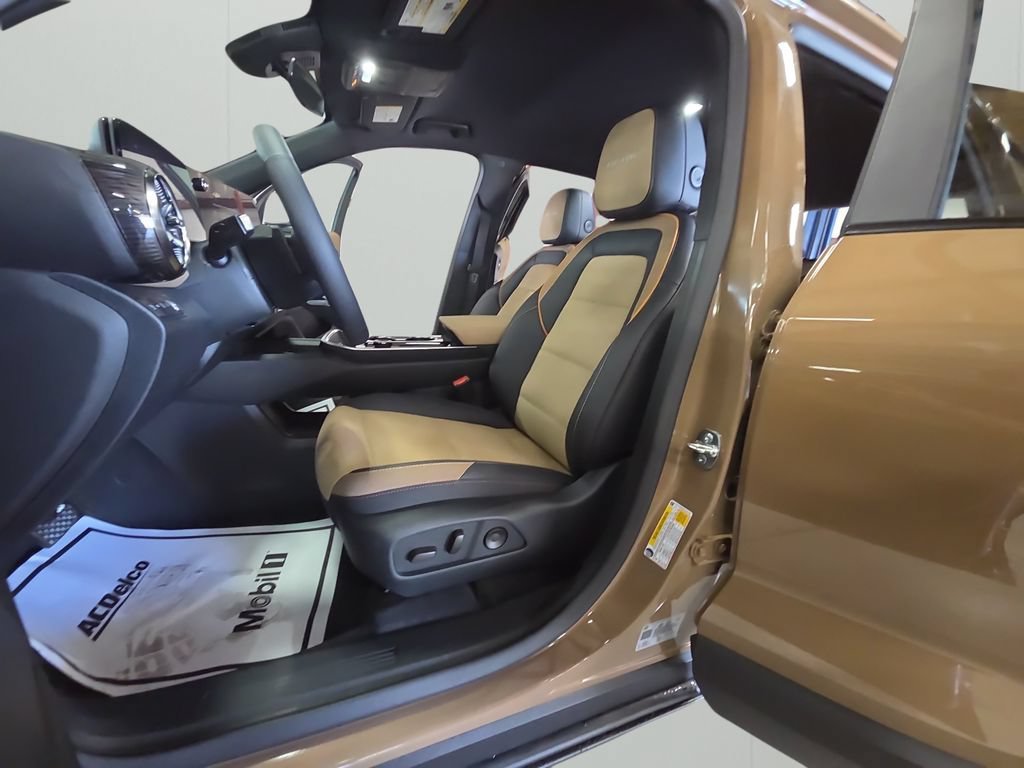 New 2027 Chevrolet Equinox ACTIV AWD/4WD image 14