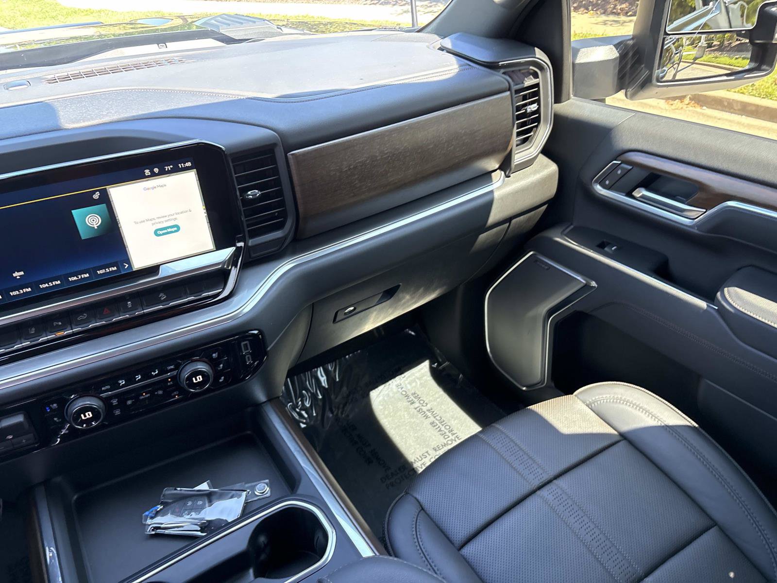 Used 2025 Chevrolet Silverado 2500 High Country w/ Midnight Edition AWD/4WD image 29