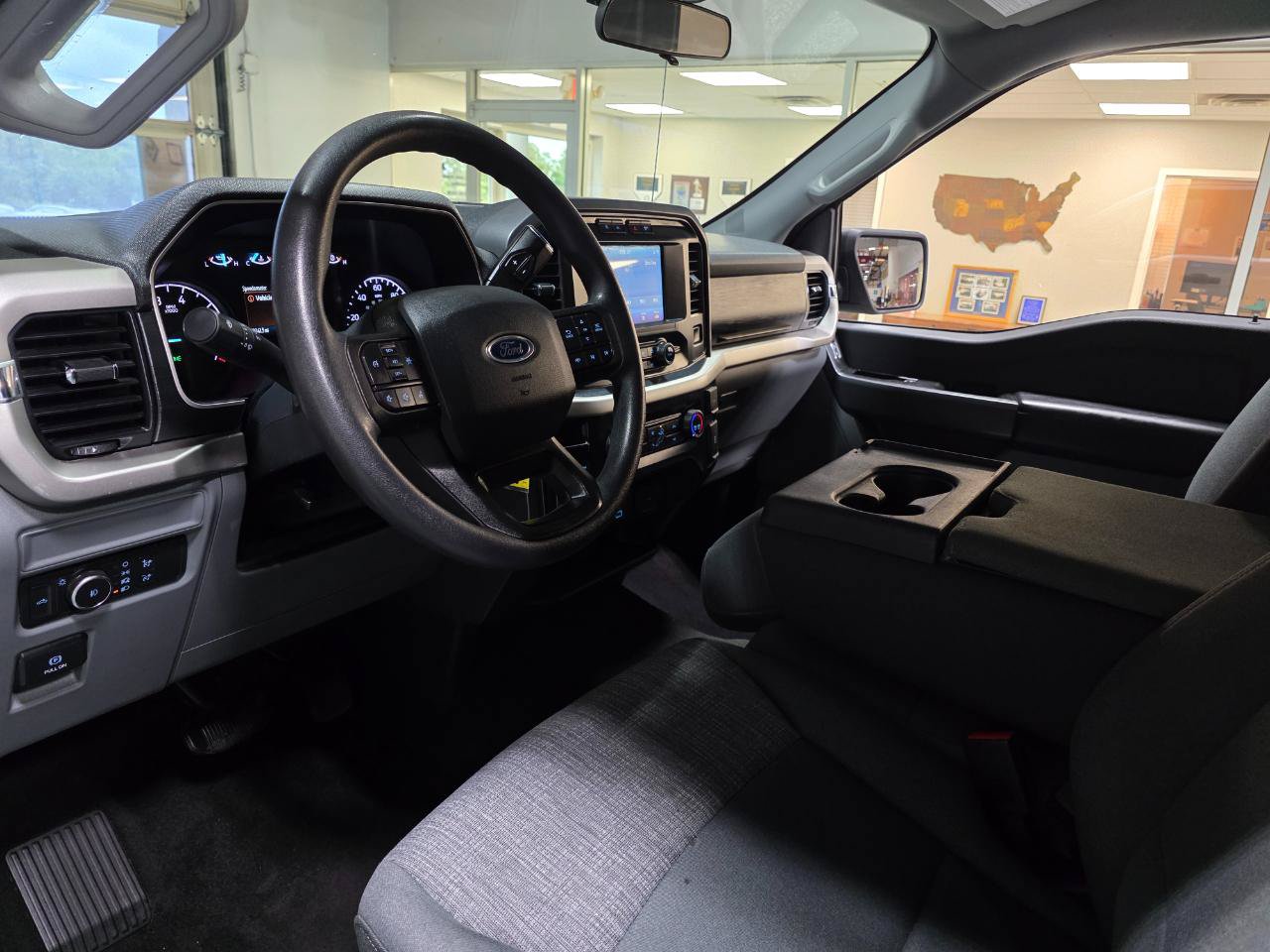 Used 2021 Ford F150 XLT AWD/4WD image 16