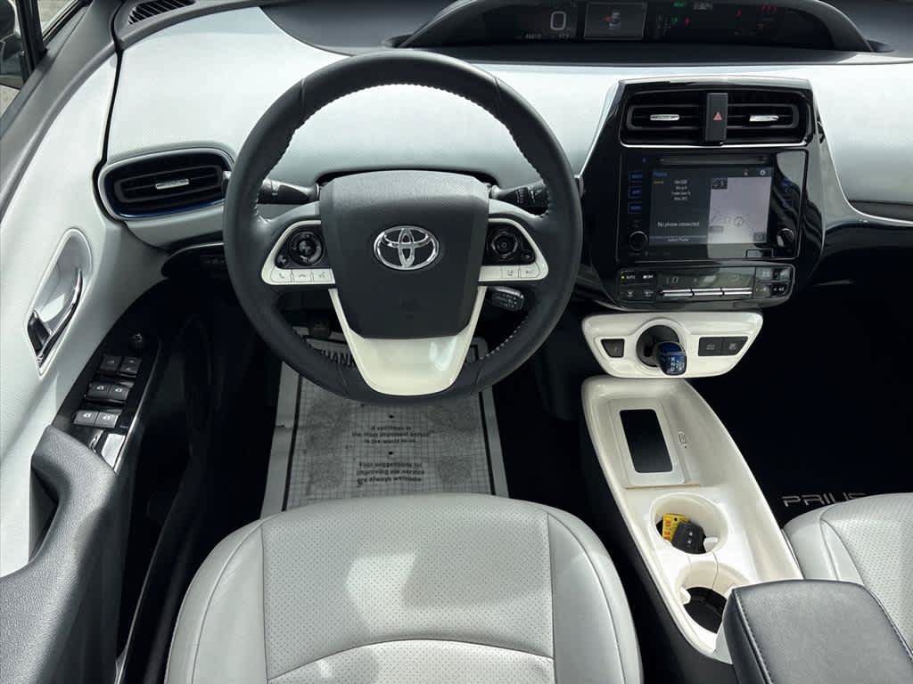 Used 2018 Toyota Prius Three Touring FWD image 4