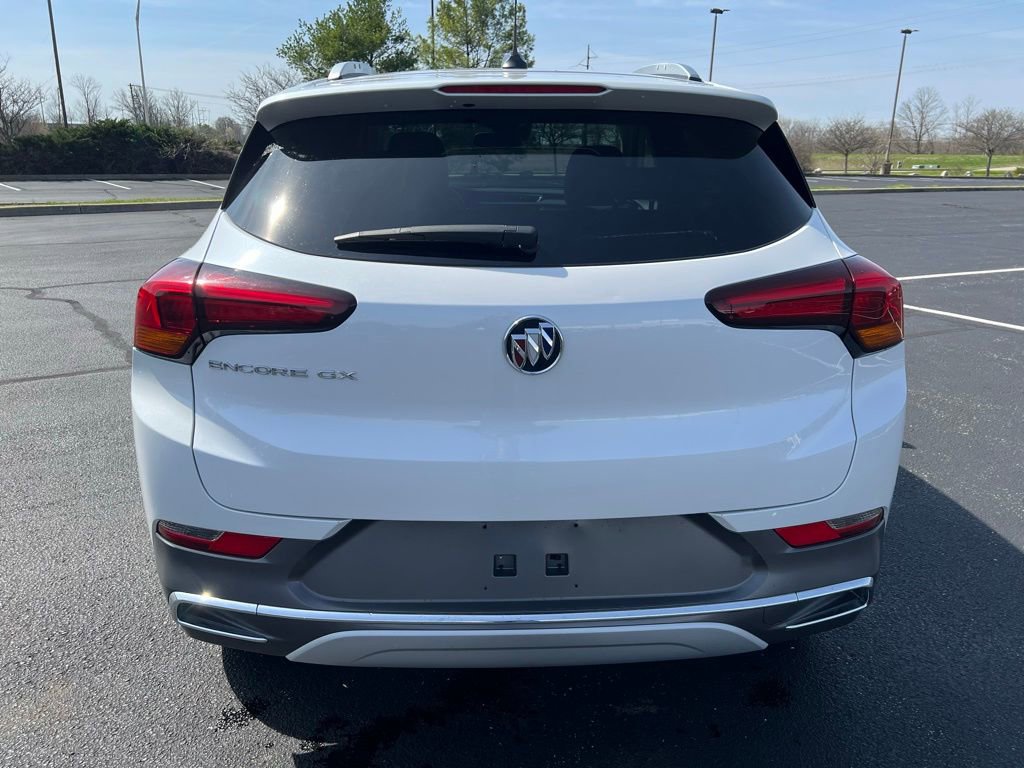 Used 2023 Buick Encore GX Essence w/ Experience Buick Package image 4
