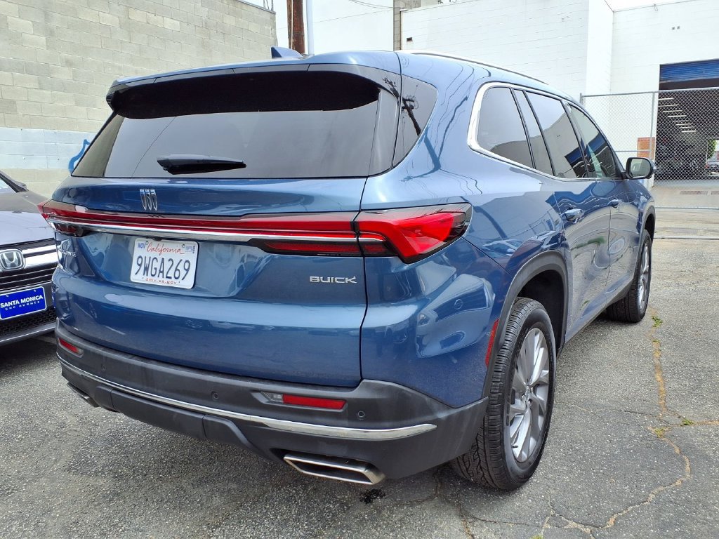 Used 2026 Buick Enclave Preferred FWD image 22