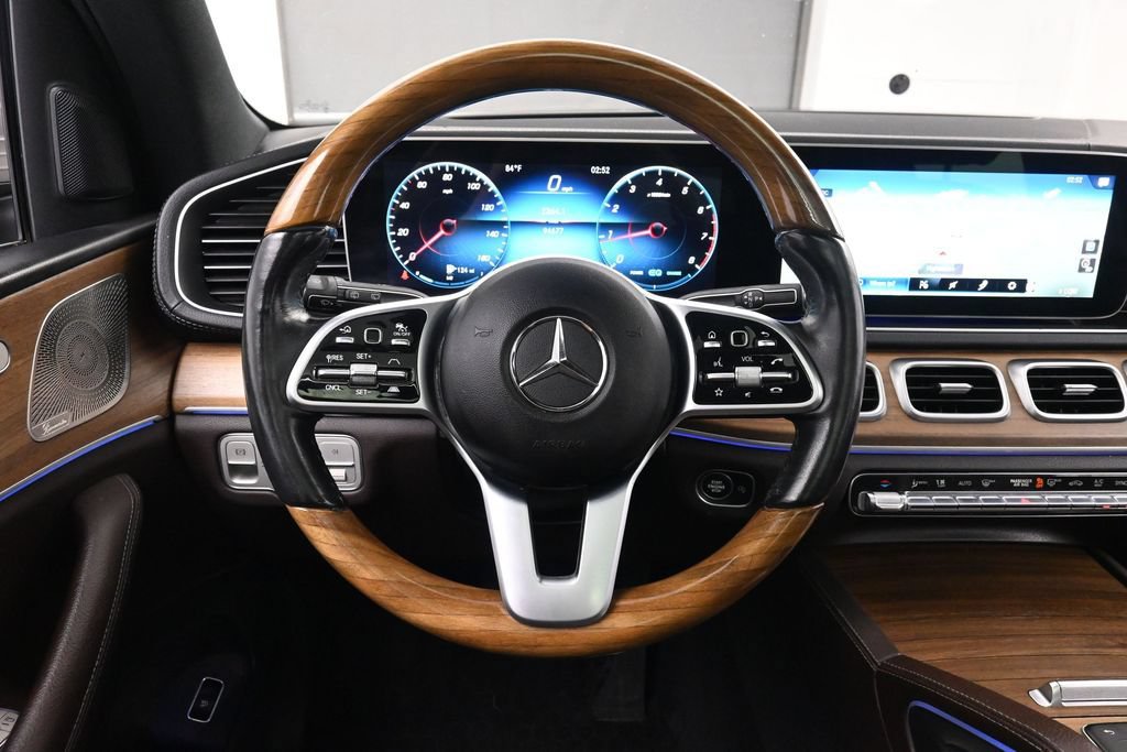 Used 2022 Mercedes-Benz GLS 450 4MATIC image 31