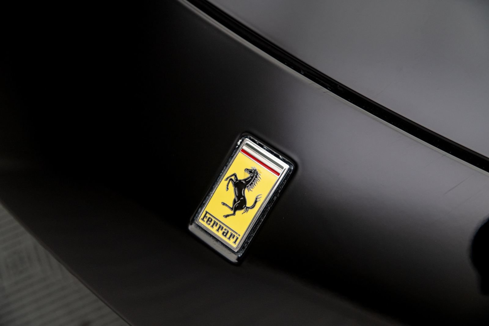 Used 2026 Ferrari Roma Spider RWD image 41