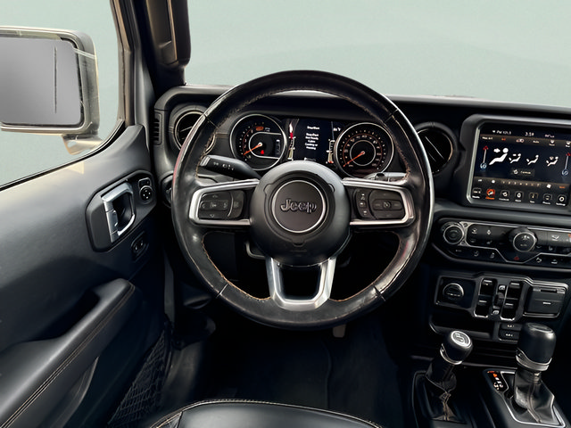 Used 2021 Jeep Wrangler Unlimited Sahara AWD/4WD image 18