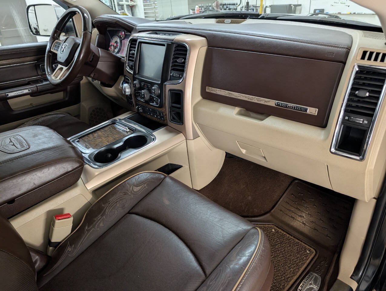 Used 2015 RAM 1500 Laramie Longhorn AWD/4WD image 20