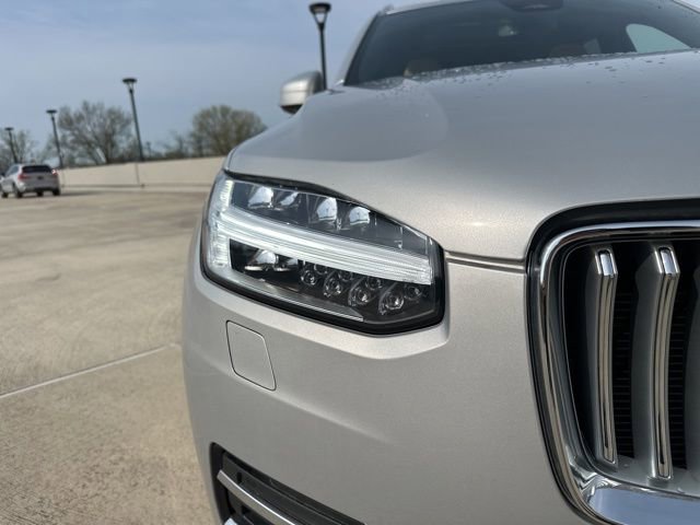 Certified 2024 Volvo XC90 B6 Ultimate w/ Protection Package image 12