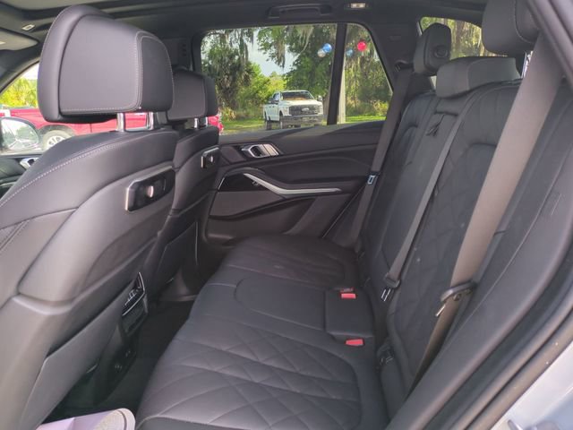 Used 2025 BMW X5 sDrive40i w/ M Sport Package image 15