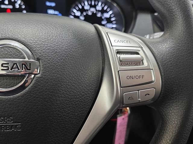 Used 2014 Nissan Rogue S AWD/4WD image 17