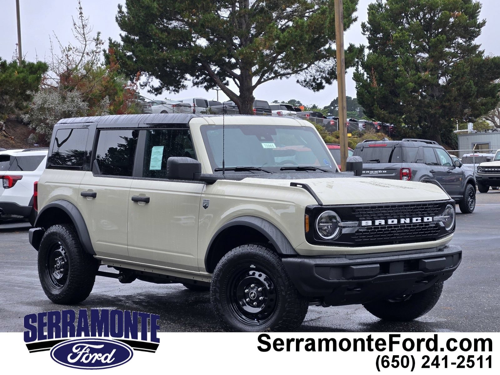 New 2026 Ford Bronco Big Bend AWD/4WD image 1