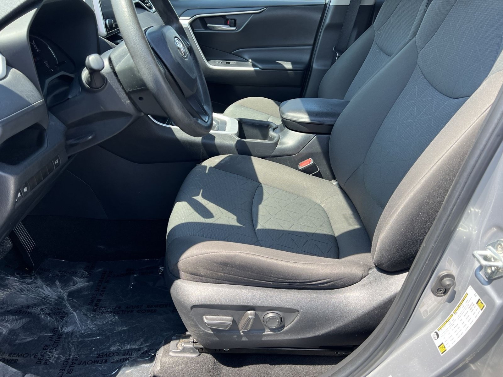 Used 2023 Toyota RAV4 XLE w/ Convenience Package FWD image 10