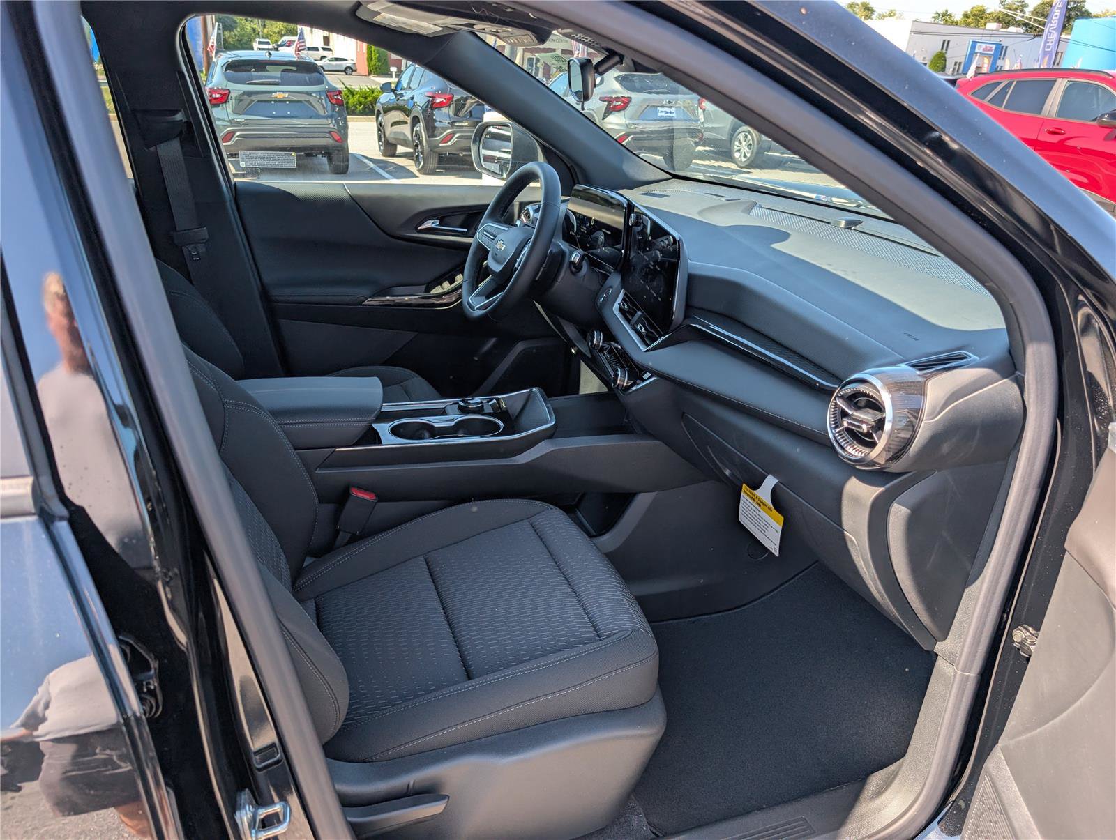 New 2027 Chevrolet Equinox LT AWD/4WD image 7
