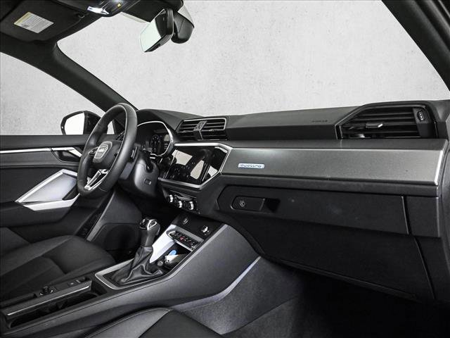 Certified 2025 Audi Q3 2.0T Premium Plus w/ Premium Plus Package image 23