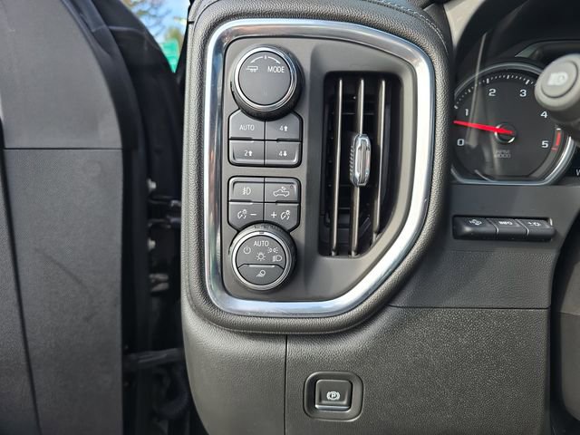 Certified 2020 Chevrolet Silverado 3500 LTZ w/ LTZ Plus Package image 21