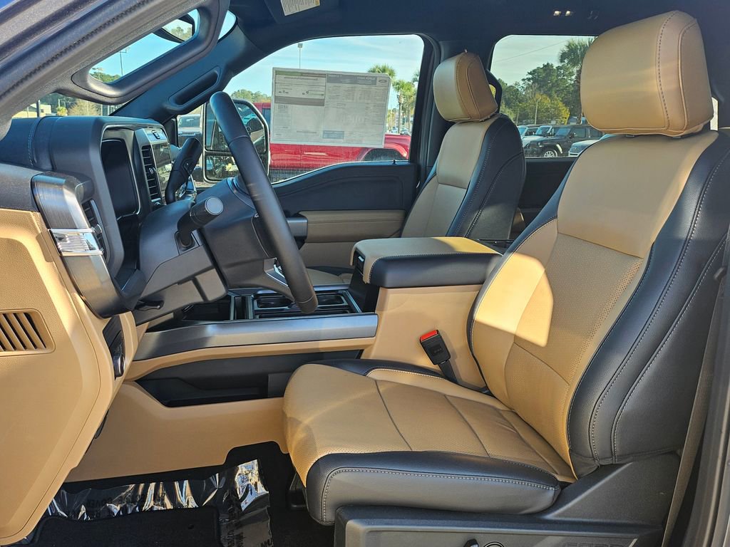 New 2026 Ford F250 Lariat w/ Lariat Premium Package image 4