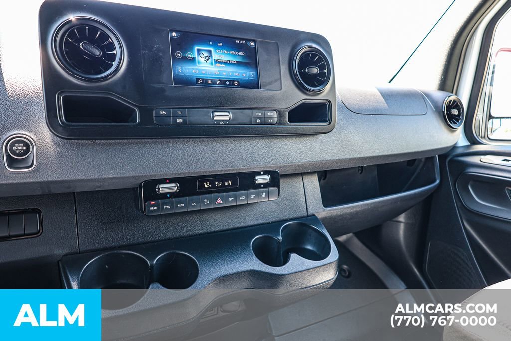 Used 2024 Mercedes-Benz Sprinter 2500 image 41