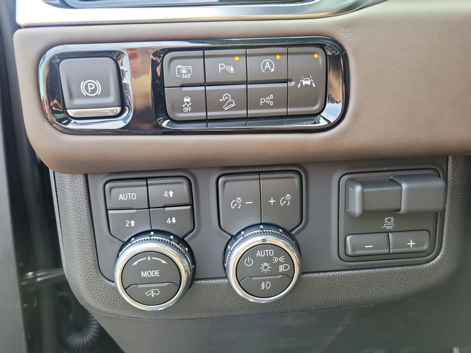 New 2026 GMC Yukon XL Denali Ultimate AWD/4WD image 21