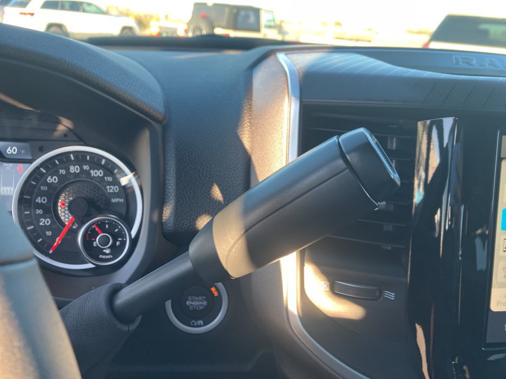New 2026 RAM 2500 Big Horn AWD/4WD image 17