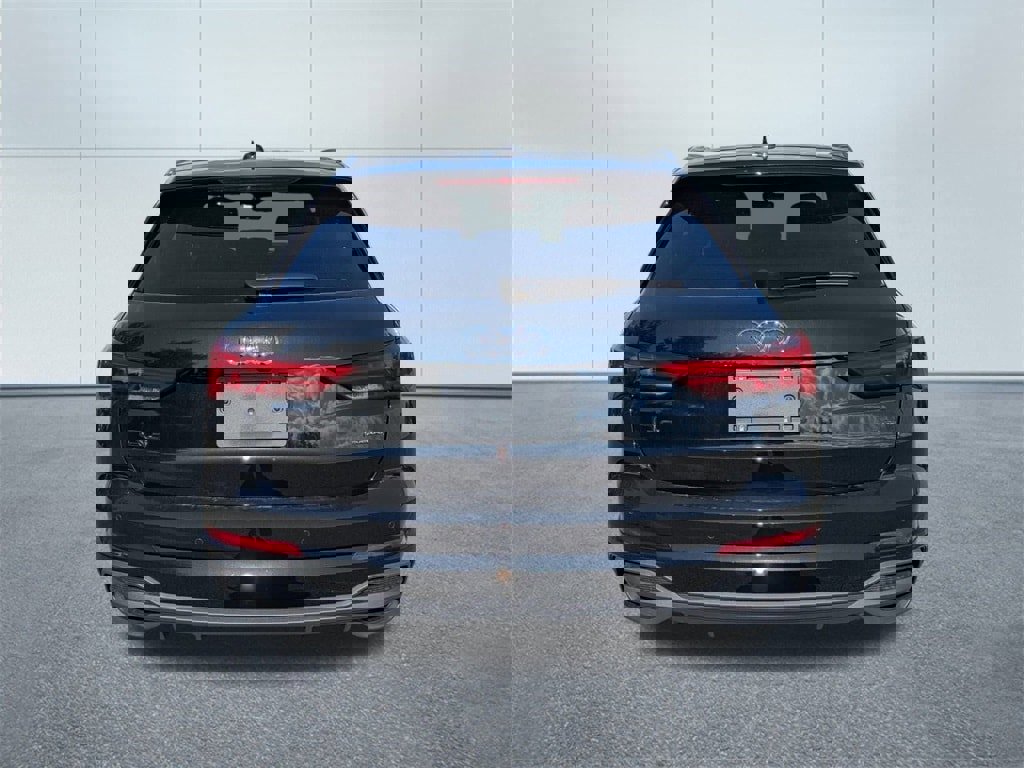 New 2025 Audi Q3 2.0T Premium image 4