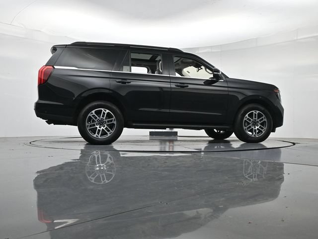 Certified 2025 Ford Expedition Active RWD image 39