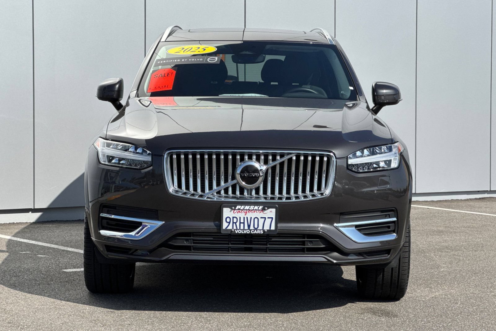 Used 2025 Volvo XC90 T8 Core w/ Protection Package Premier AWD/4WD image 8