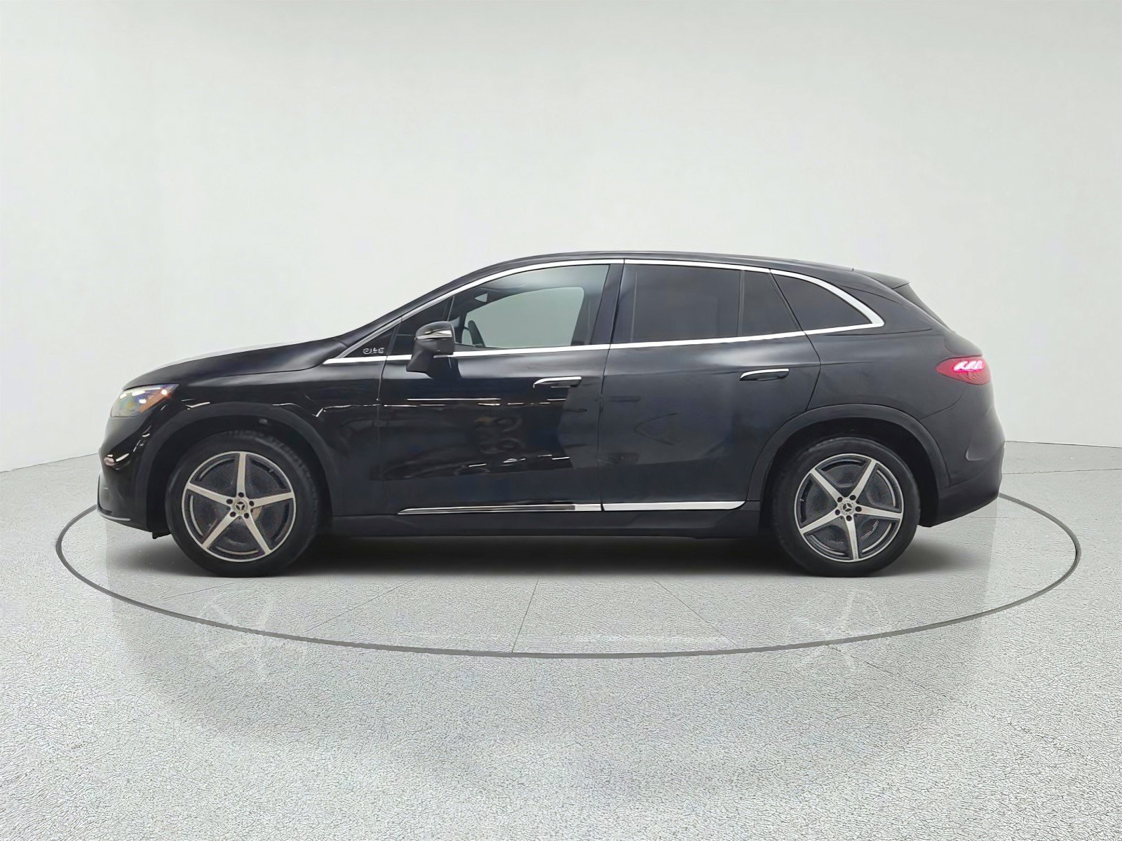 Certified 2023 Mercedes-Benz EQE 350+ 4MATIC SUV image 8