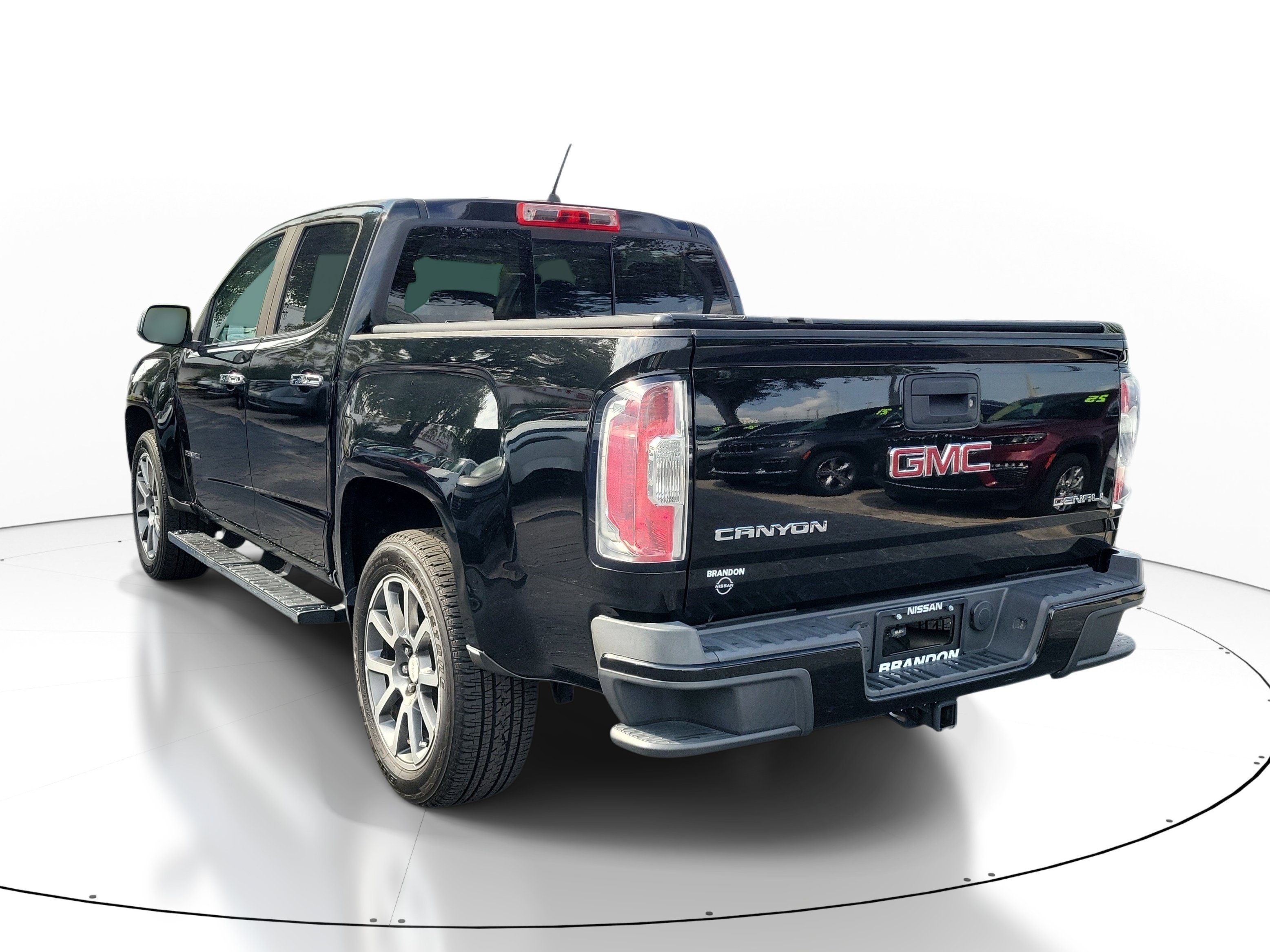 Used 2018 GMC Canyon Denali AWD/4WD image 4