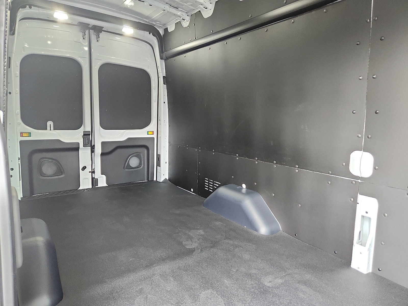 New 2026 Ford Transit 350 148 High Roof Extended RWD image 17
