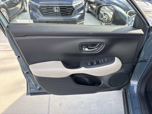 Used 2024 Honda HR-V LX image 19