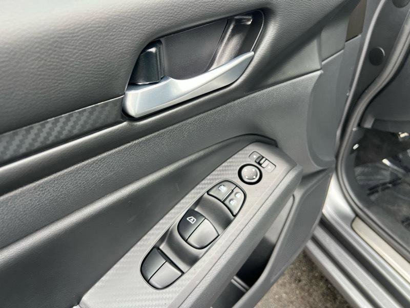 Used 2025 Nissan Altima 2.5 SV w/ SV Special Edition Package FWD image 27