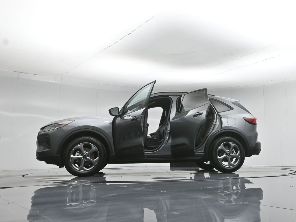 Certified 2025 Ford Escape ST-Line AWD/4WD image 54