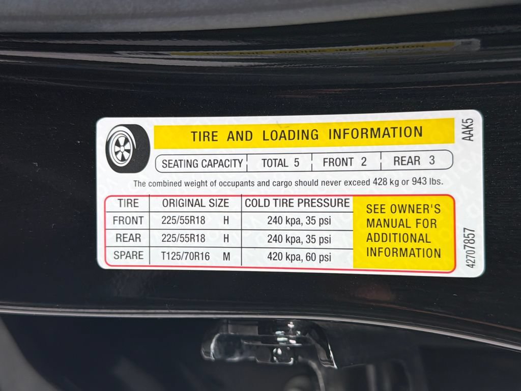 Used 2023 Buick Encore GX Preferred w/ Cold Weather Comfort Package AWD/4WD image 27