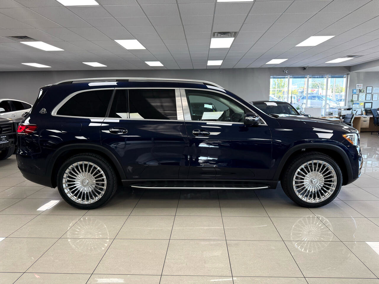 Used 2020 Mercedes-Benz GLS 450 4MATIC image 7