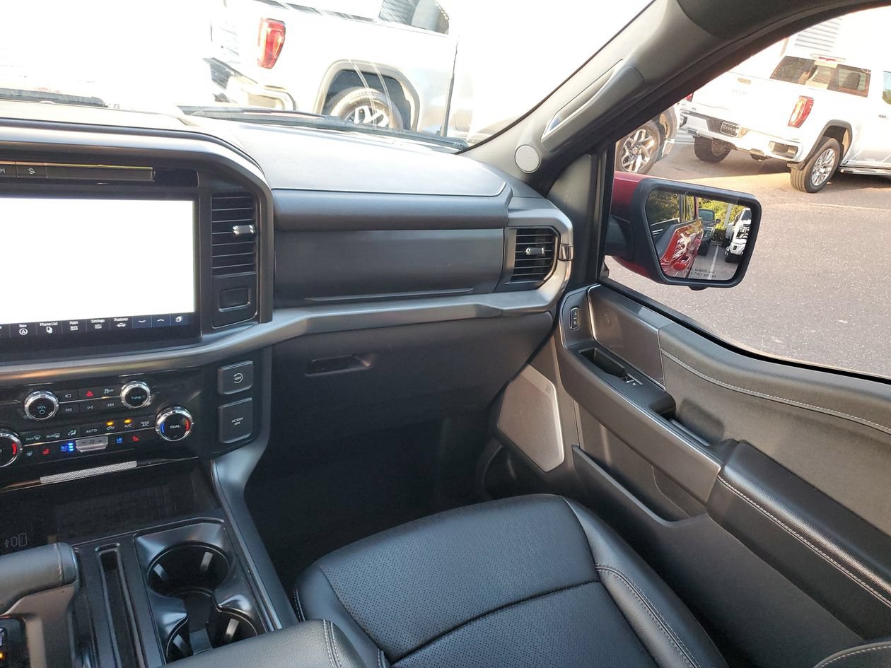 Used 2025 Ford F150 Lariat w/ Equipment Group 502A High AWD/4WD image 15
