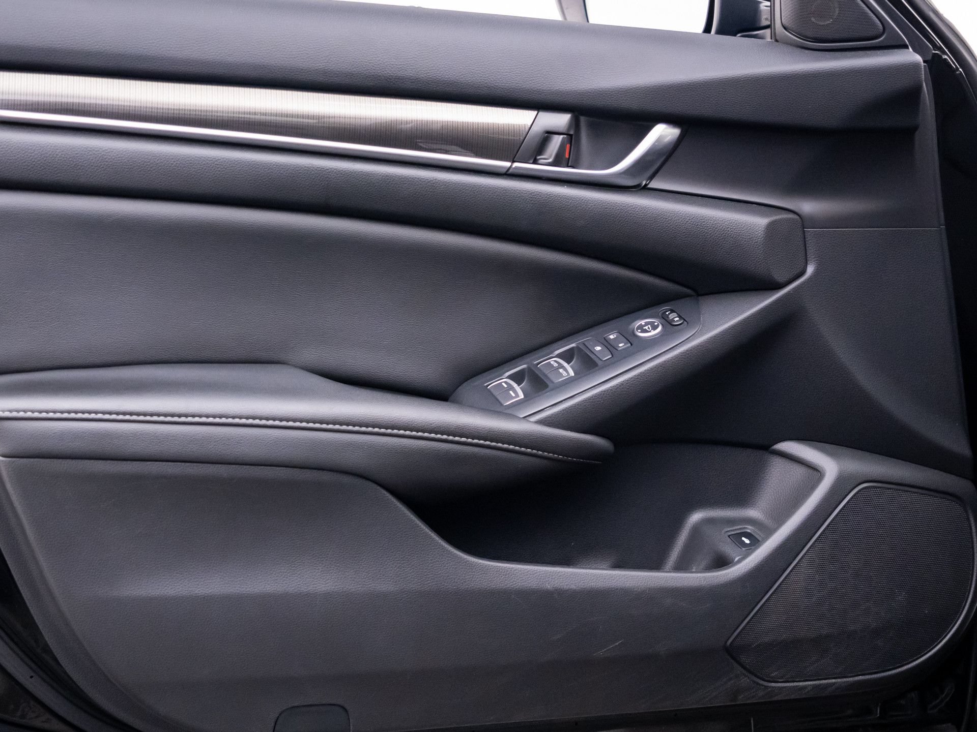 Used 2020 Honda Accord Sport image 13