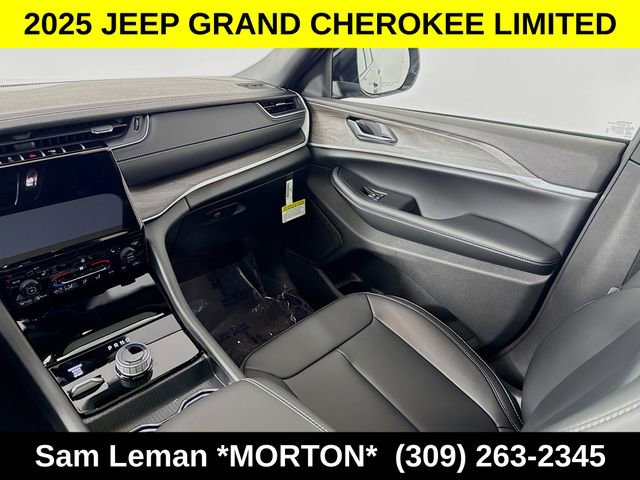 New 2025 Jeep Grand Cherokee Limited image 24