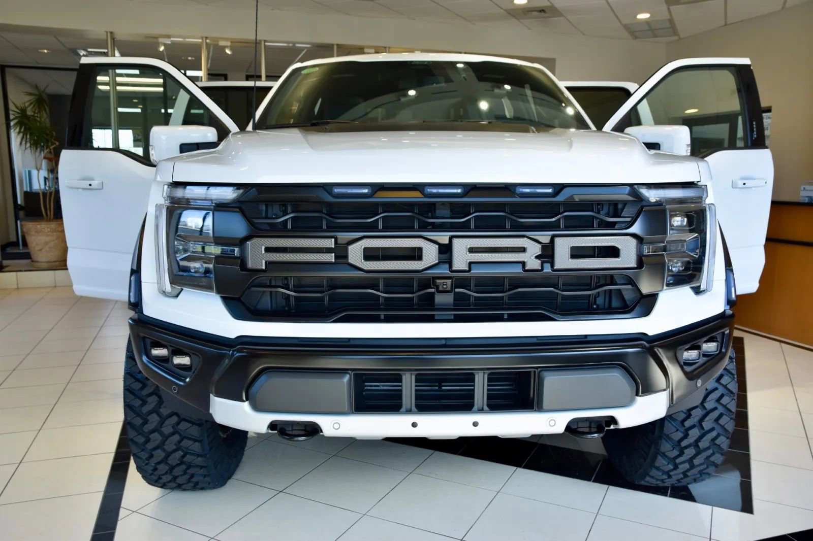 Used 2024 Ford F150 Raptor image 2