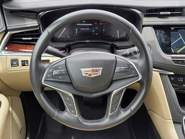 Used 2018 Cadillac XT5 Luxury w/ Driver Awareness Package FWD image 12